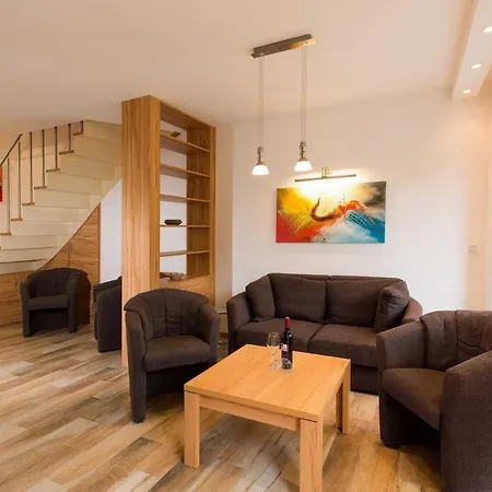 Maisonette In